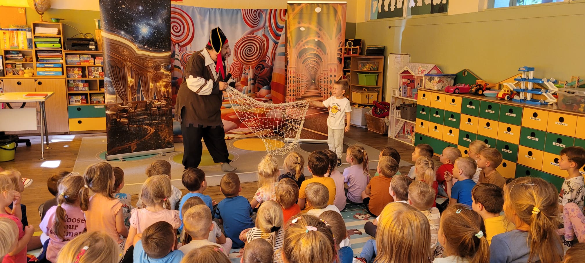 AKADEMIA MAŁEGO TEATRU – KSIĘGA MARZEŃ